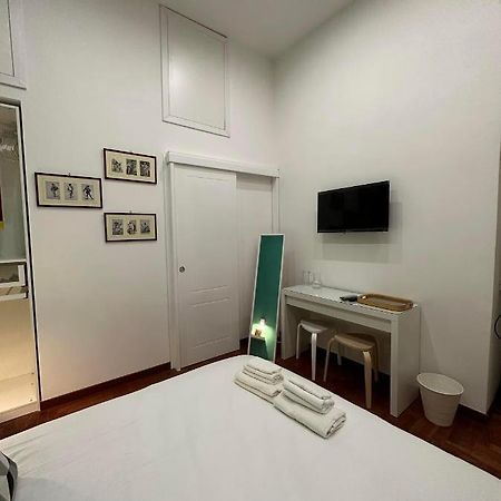 La Stanza Di Eleonora Bed & Breakfast Napoli Ngoại thất bức ảnh
